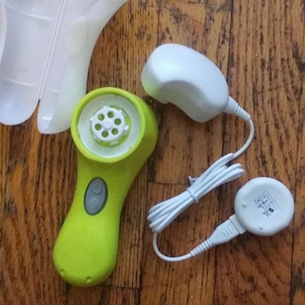 Mia 2 Clarasonic